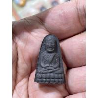 ราคา หลวงปู่ทวด รุ่นปลอดหนี้ ปี 2539 เนื้อว่าน วัดช้างใช้ รับประกันแท้ เดิม มีซองเดิม (27011540602)