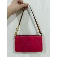 ราคา (Used) กระเป๋า Louis Vuitton หนังแก้วสีบานเย็น (27513466829)