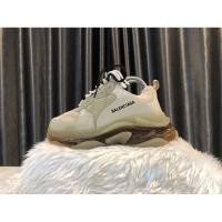 ราคา Balenciaga Tripple S สภาพดีมาก (25715975605)