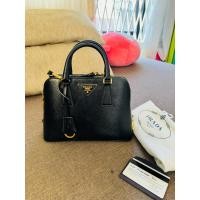 ราคา Used like new Prada Alma 25 (25466947943)