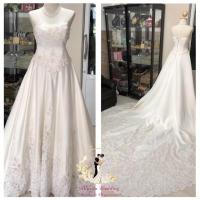 ราคา ชุดแต่งงาน/ชุดถ่ายพรีเวดดิ้ง มือสองสภาพดีมาก สีขาว (2735849480)