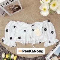 ราคา ‼️Sale‼️งานป้าย PeeKaNong เสื้อเกาะอก ต่อแขน ผูกคอ หลังสม็อค เสื้อผ้าผู้หญิง (22628250562)