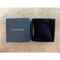 ราคา กล่องนาฬิกากระดาษ Giordano พร้อมหมอนกัมมะหยี่แท้100% (16539966669)