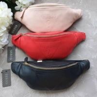 ราคา GUESS GYM EMBOSSED LOGO WAIST PACK กระเป๋าสะพายคาดอก (2426115355)