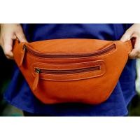 ราคา กระเป๋าคาดอกหนังวัวแท้ คาดเอวLeather Bag หนังเเท้ กระเป๋าผู้ชาย เเนววินเทจ สวย ทนทาน รุ่น E72 (26559231065)