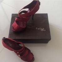 ราคา รองเท้าส้นสูง Preloved Pedro (7082684142)