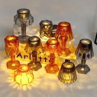 ราคา โคมไฟใส่ถ่าน โคมไฟตั้งโต๊ะ อ่านหนังสือ โคมไฟคริสตัล คละสี (27861814254)