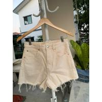 ราคา กางเกงยีนส์ขาสั้นสีขาวH&Mของแท้ (25174906780)