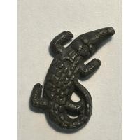 ราคา จระเข้โทน รุ่น 2 ทบ. เนื้อตะกั่ว ปี 2516 หลวงปู่สนิท วัดลำบัวลอย (29754387583)