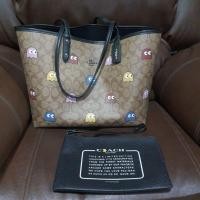 ราคา พร้อมส่ง กระเป๋า coach city tote ใช้ได้ 2 ด้านค่ะ (23137973219)