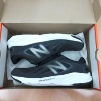 ราคา ขาย New Balance 490 V4 Size 10 USA 44 EU 28 cm มือสอง ของแท้ สีดำ สภาพ 95% (4532266368)