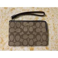 ราคา คล้องมือ Coach ขนาด s 1 ซิป มือสอง ของแท้ 100% (5755358770)