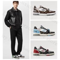 ราคา Louis Vuitton คลาสสิค สไตล์ใหม่ LV TRAINER เวลโคร ผู้ชาย รองเท้าผ้าใบ ของแท้ (24782332245)