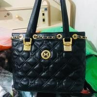 ราคา Sellll กระเป๋าสะพาย Metro city ของแท้ มือสอง มีดำ Metrocity อะไหล่ทองสวย หนังสวย ไม่มีตำหนิ (1671582929)