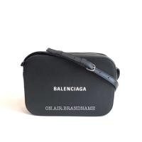 ราคา New balenciaga camera ไซส์ s สวยมาก (6922622189)