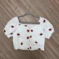 ราคา เสื้อแฟชั่น สีขาวลายปักสตอเบอรี่ (20039930531)