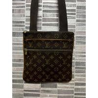 ราคา กระเป๋าสะพายข้างของผู้ชาย (23386361270)