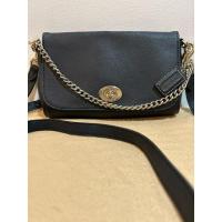 ราคา กระเป๋าครอสบอดี้ coach มือสองของแท้ ขนาด 8 นิ้ว (20287585000)