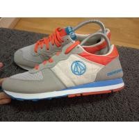 ราคา รองเท้ามือสอง paperplanes (19801517189)