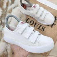 ราคา รองเท้าผ้าใบ Skono แท้ มือสอง (16966260690)
