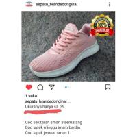 ราคา Diadora edolo รองเท้ากีฬา รองเท้าวิ่ง สําหรับผู้หญิง ไซซ์ 38 (22219492454)