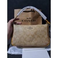 ราคา พร้อมส่ง กระเป๋า COACH ทรงพอช รุ่นฮิตมาแรง (ถ่ายจากสินค้าจริง) (24162407143)