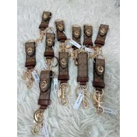 ราคา แท้ พร้อมส่ง พวงกุญแจ ห้อยกระเป๋า COACH 49314 TRIGGER SNAP BAG CHARM IN SIGNATURE CANVAS (23552181864)