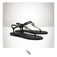 ราคา รองเท้าlyn สีดำไซต์38 มือ2ใส่1ครั้ง (11408532118)