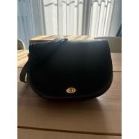 ราคา Used กระเป๋าสะพายข้างGucci Vintage (24087865105)