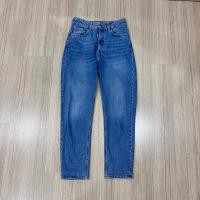 ราคา H&M กางเกงยีนส์ ทรงมัม เอว 26 (24934104695)