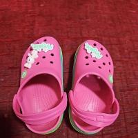 ราคา รองเท้าแตะ crocs แท้ มือ 2 (24130001127)