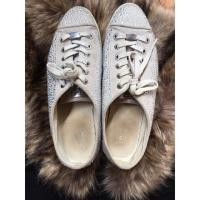 ราคา รองเท้าผ้าใบ coach มือสอง (1021955287)