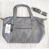 ราคา Kipling Art ป้ายโรบินสัน กระเป๋าใบใหญ่ มีสายคาดไหล่ มีสายสะพายยาว ลายพราง สีเทา (12980965762)