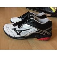 ราคา รองเท้า Mizuno wave fang ss md size 26.5 CM (US 8.5) ราคา 2500 บาท (290448521)