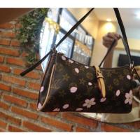 ราคา กระเป๋า lv วินเทจ มือสองสภาพดี (5033139942)