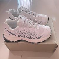 ราคา [ส่งต่อ] รองเท้าผ้าใบ ผู้หญิง สีขาว (26318672395)