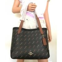 Coach C4060 Horse And Carriage Tote 27 With Horse And Carriage Dot Print กระเป๋าสะพายไหล่