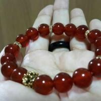 ราคา กำไลหินมงคล หินธรรมชาติโมราสีแดง 10mm (200938758)