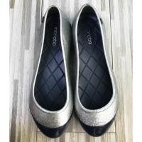 ราคา รองเท้าส้นเตี้ย โมโนโบ้ (มือสอง) (273334087)