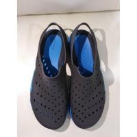 ราคา CROCS Swiftwater Wave รองเท้าลำลองผู้ชาย (used) (1983897846)