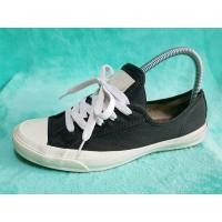 ราคา รองเท้าแบรนด์เนมมือสอง ของแท้ 100% (2669449958)