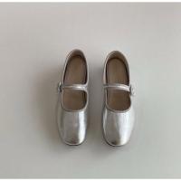 ราคา รองเท้สแมรี่เจน shoopen สีซิลเวอร์ (29072015066)