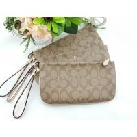ราคา ✈️COACH LARGE WRISTLET IN SIGNATURE คล้องมือ 1 ซิป ไซส์L ลาย c (165645232)