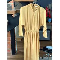 ราคา ชุดเดรสสีเหลืองคอจีนแขนสามส่วน (28650903063)