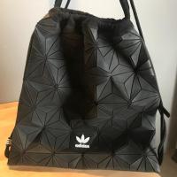 ราคา Sale กระเป๋า adidas แท้ 100% ‼️ (5811131112)