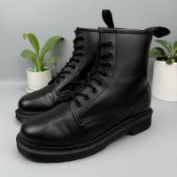 ราคา SZ.39-40 Dr.Martens 1460 MonoBlackSmooth มือสองของแท้ 100% รองเท้าบู๊ทหนังแท้สีดำล้วนทางการ (28919111078)