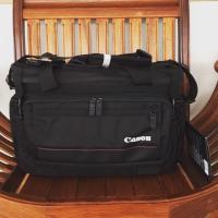 ราคา กระเป๋าใส่กล้อง ใบใหญ่ Canon Red Line Professional Shoulder Bag (5806999615)
