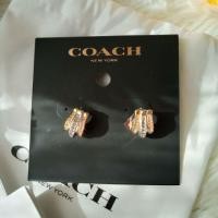 ราคา ต่างหู coach 3สี แท้10000% (6934184218)