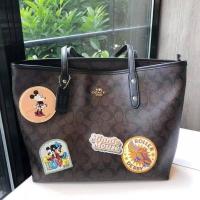 ราคา Coach City Disney X Minnie Mouse Patches Signature Coated Canvas Tote (4481444070)