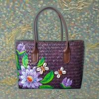 ราคา กระเป๋าสานกระจูด เพ้นท์ Painted Krajood Top Handle bag หัตถกรรม จักสาน ลายดอกบัว ผีเสื้อ เปลือกหอย (25830768931)